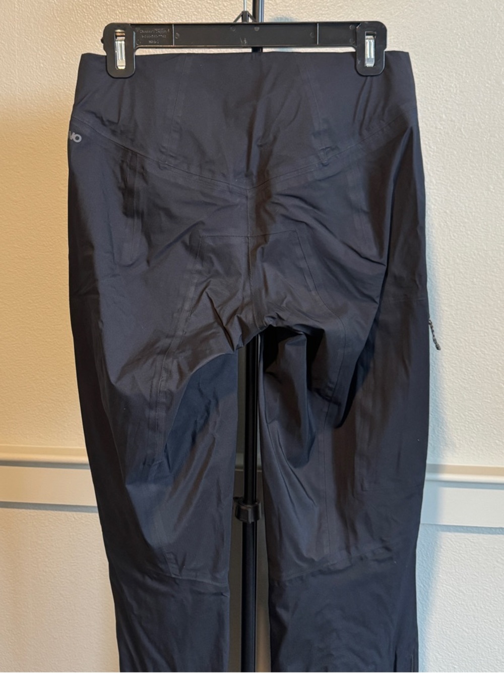 Patagonia Women’s Dirt Roamer Bike Pants Waterproof - Picture 5 of 7